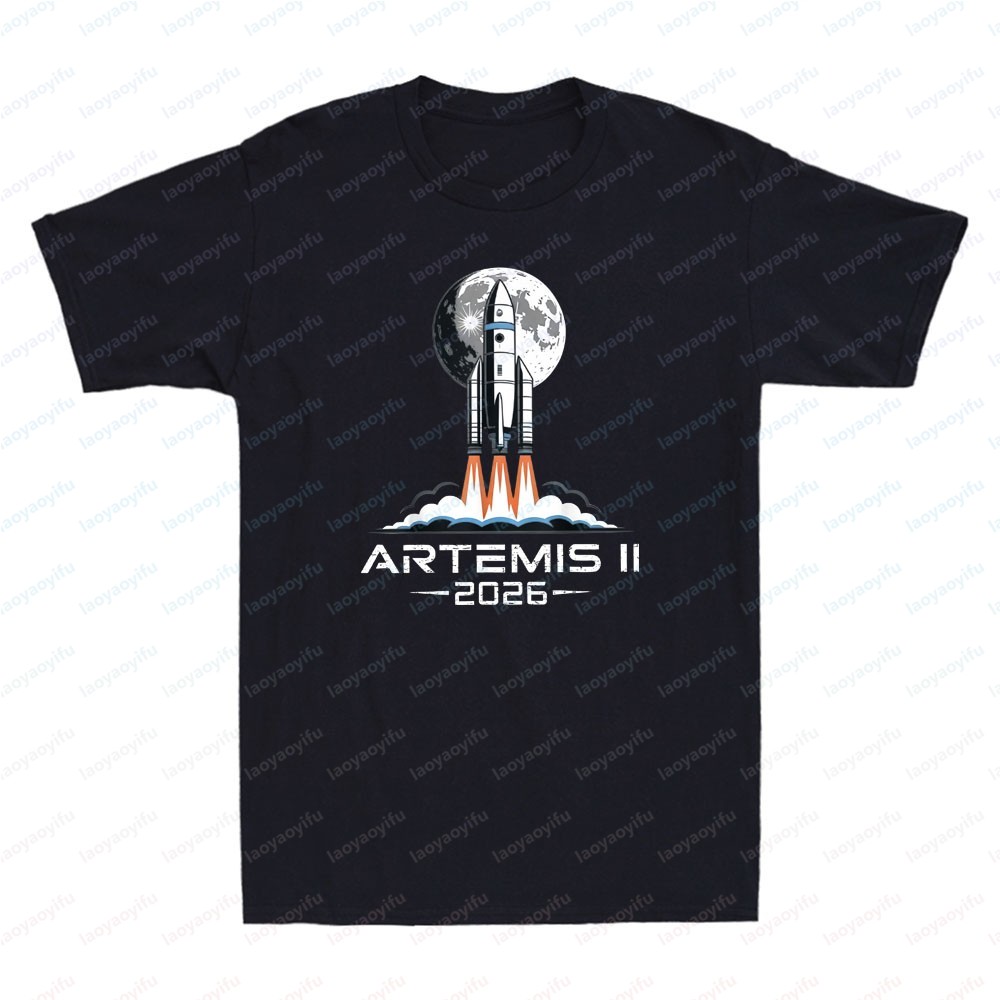 T-shirt Grafica 2026 Moon Rock - Summer Clothing Trends For Men 2026 recensione e prezzo