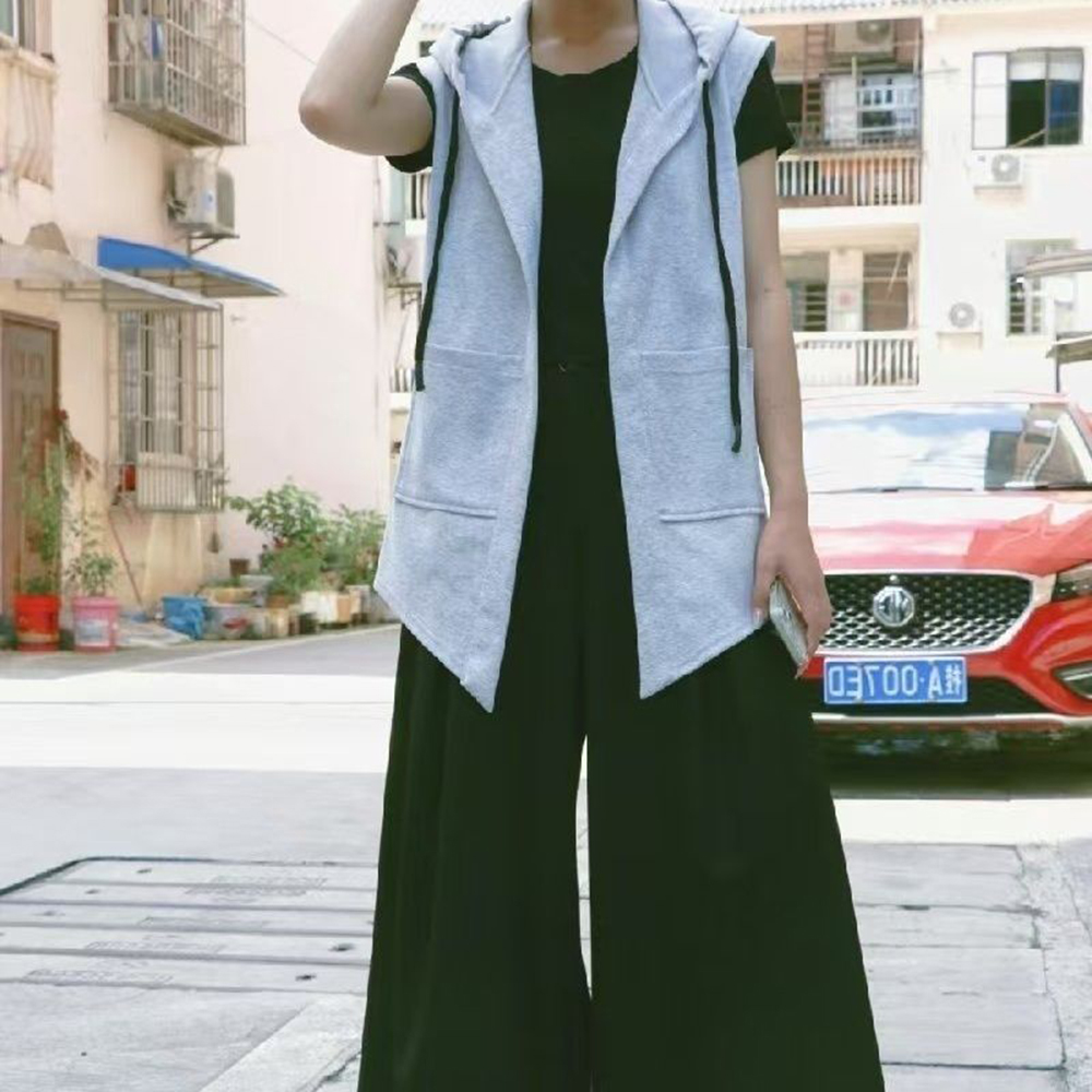 Gilet con Cappuccio e Tasche d - Summer Clothing Trends For Men 2026 recensione e prezzo
